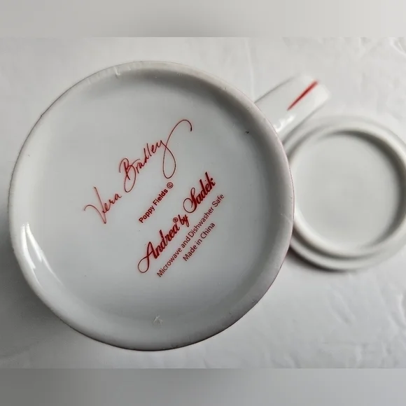 VERA BRADLEY POPPY FIELDS COFFEE MUG WITH LID RED BLACK BLUE - Picture 6 of 8